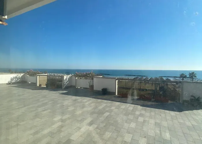 Attico Fronte Mare Con Terrazzo * Pescara